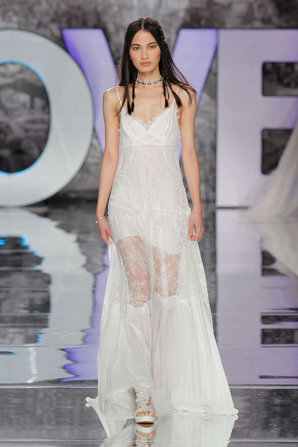 ilovebrides.pt Yolan Cris 2018 Barcelona Bridal Fashion Week 2017